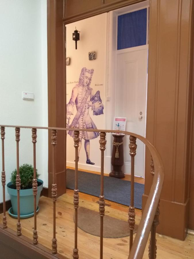 The Lisbon'S Light - Bed And Breakfast - Apartment Shared With The Hosts *