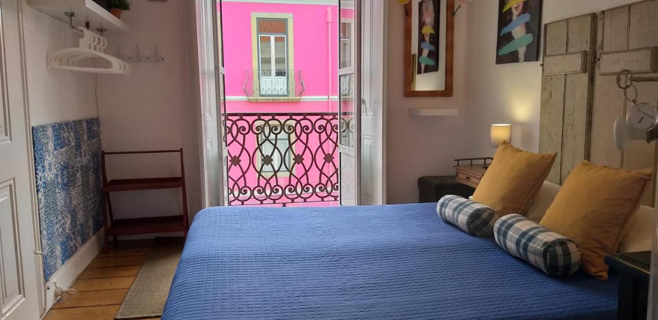 The Lisbon'S Light - Bed And Breakfast - Apartment Shared With The Hosts Lisboa