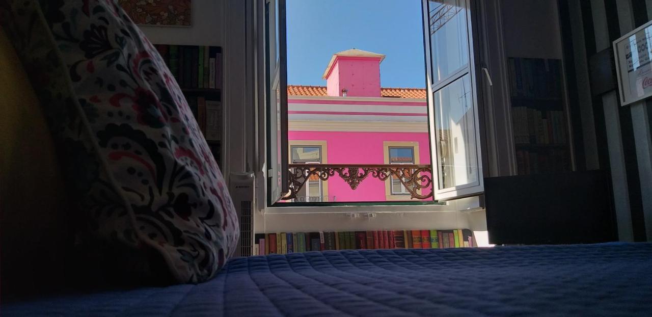 Habitación en casa particular The Lisbon'S Light - Bed And Breakfast - Apartment Shared With The Hosts